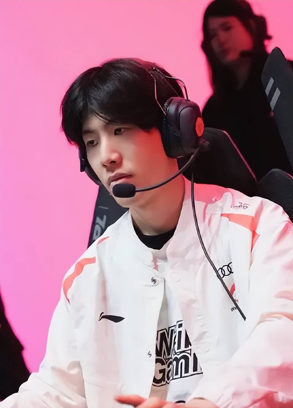 译的亲密合 译的亲密合