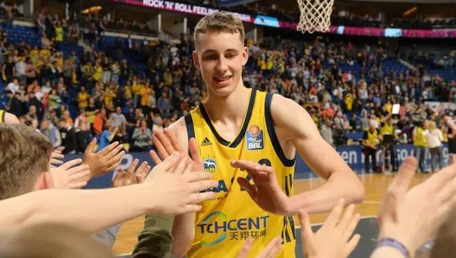 事不可或缺 事不可或缺