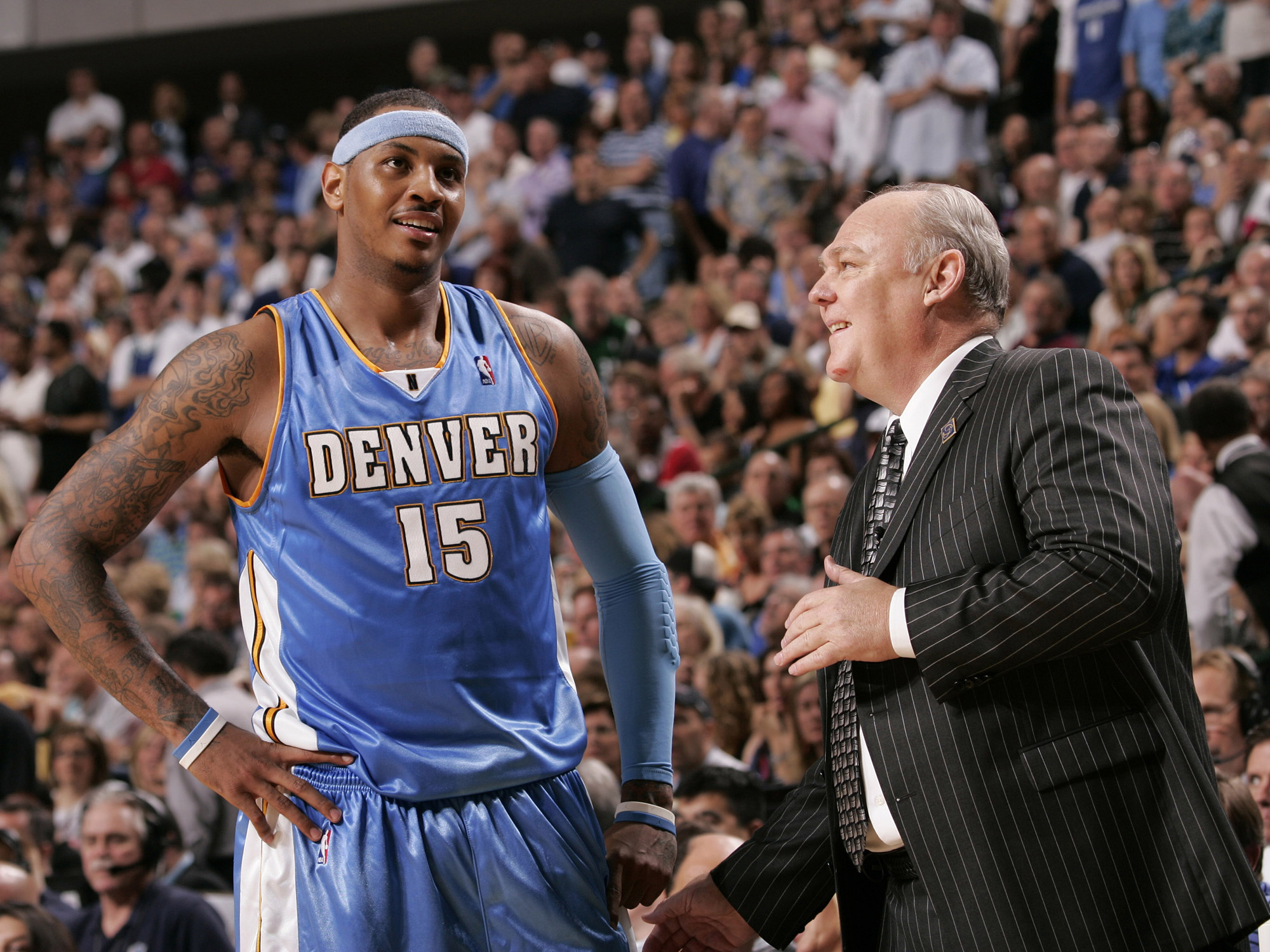 帮助球队奠 帮助球队奠