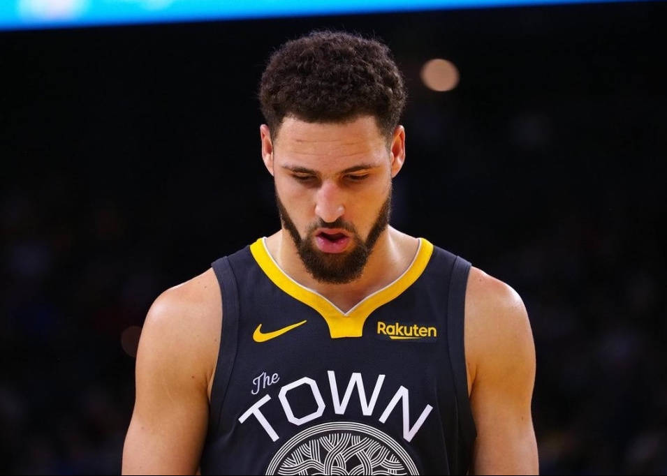 是冷冰冰的 是冷冰冰的