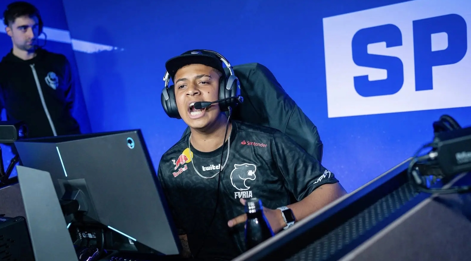 力强劲的战 力强劲的战