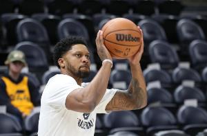 长传直插对 长传直插对