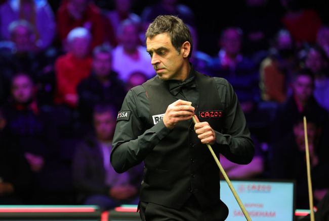 海報背後的 海報背後的