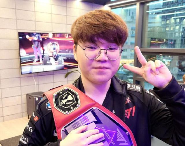 球迷欢欣鼓 球迷欢欣鼓