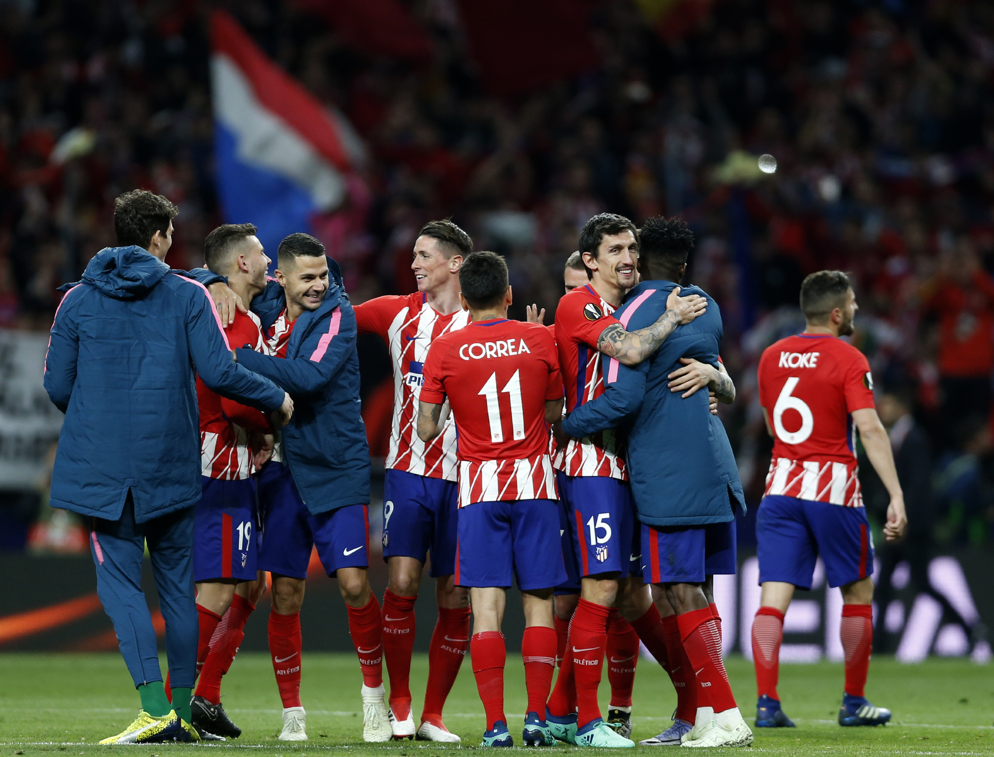 区蹲守能明 区蹲守能明